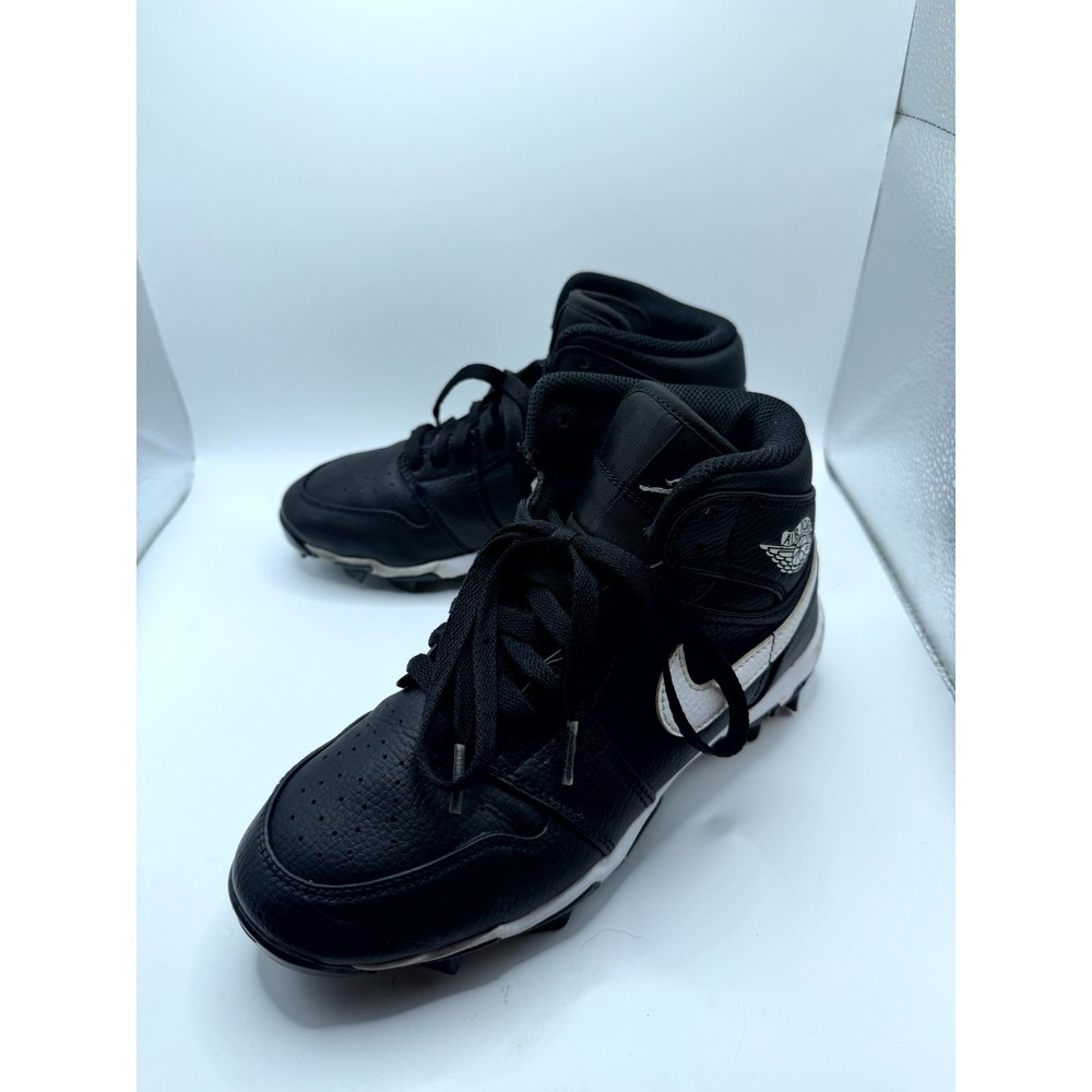 Nike Air Jordan 1 Mid GS HF6883-001 Boys 5.5 Black White Leather Football Cleats